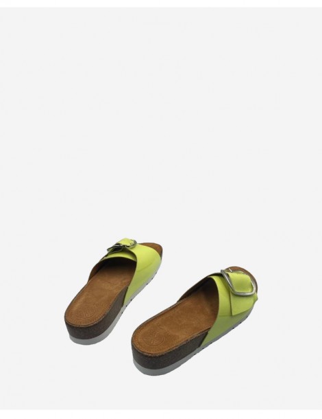 Mules plates en cuir verni avec boucle-Mules-Chaussure femme Maroc