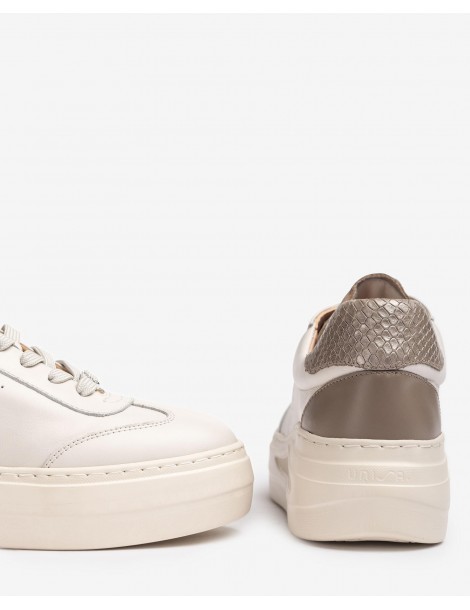 Sneakers en cuir  blanc  avec maxi semelles-Collection 2022-Chaussure femme Maroc