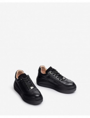 Sneakers en cuir noir avec maxi semelles-Baskets-Chaussure femme Maroc