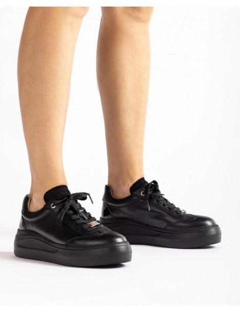 Sneakers en cuir noir avec maxi semelles-Baskets-Chaussure femme Maroc