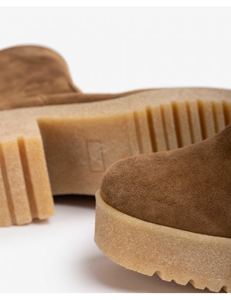 Bottines en daim avec semelle en caoutchouc-Bottes et bottines-Chaussure femme Maroc