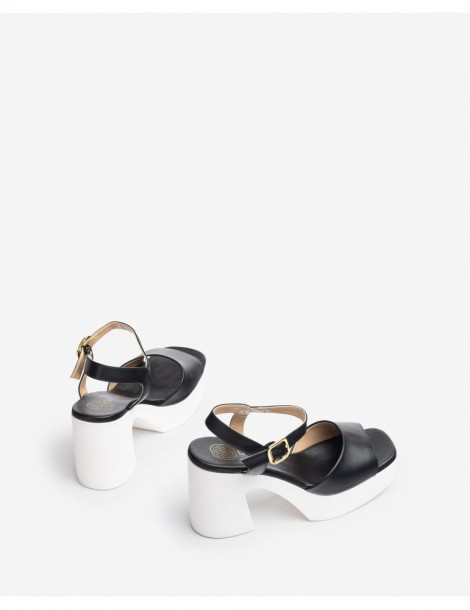 Sandales en cuir noir à bloc contrasté-Soldes été-Chaussure femme Maroc