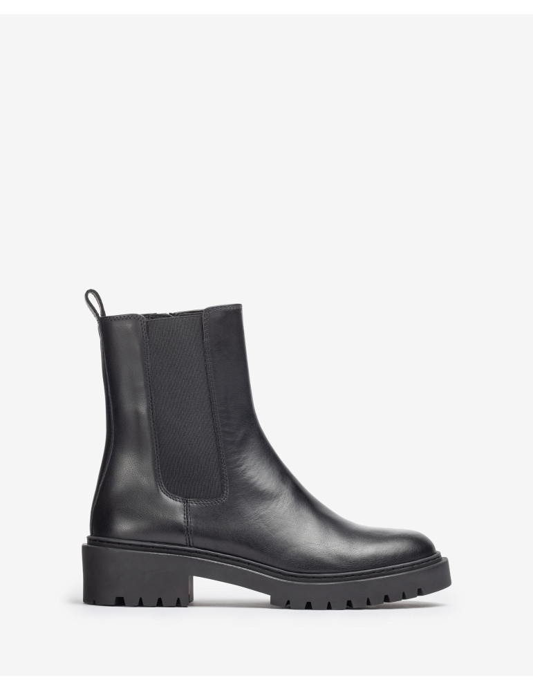 Bottines en cuir noir avec élastique et fermeture eclair sur les cotés-Bottes et bottines-Chaussure femme Maroc