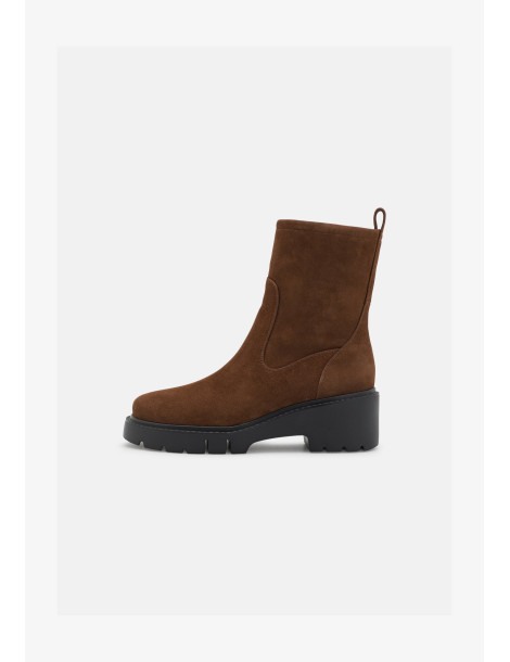 Bottines en daim marron avec semelle track-Bottes et bottines-Chaussure femme Maroc