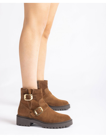 Bottines plates avec boucle en daim marron-Bottes et bottines-Chaussure femme Maroc