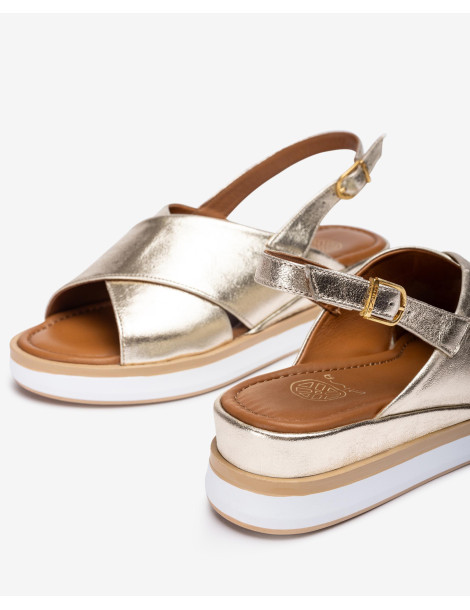 Sandales en cuir metallisé à brides larges croisées-Collection été-Chaussure femme Maroc