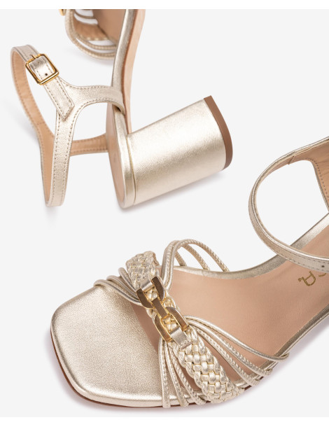 Sandales en cuir metallisé avec bride tressée-Soldes été-Chaussure femme Maroc