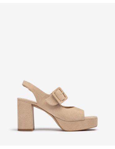 Sandales avec boucle...