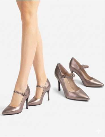 Escarpins à haut talon et...