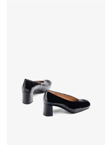 Escarpin à talon large en...