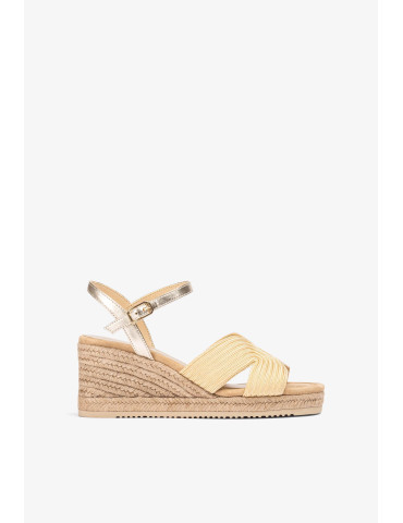 Espadrille à pointe carrée...