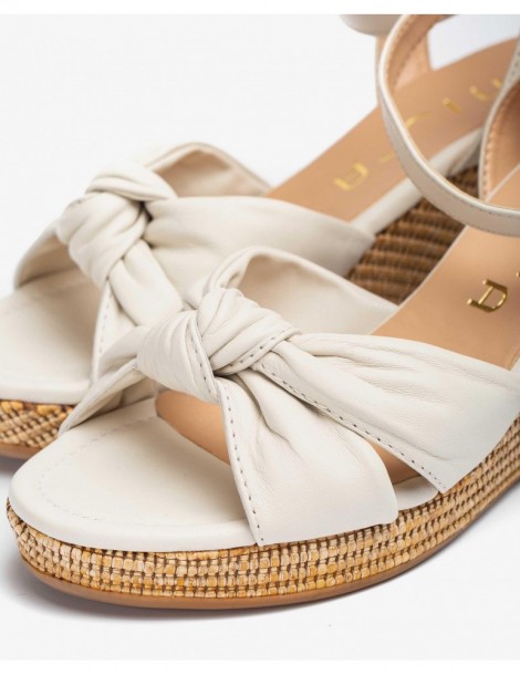 Sandales en cuir avec lanières en forme de noeud-Accueil-Chaussure femme Maroc